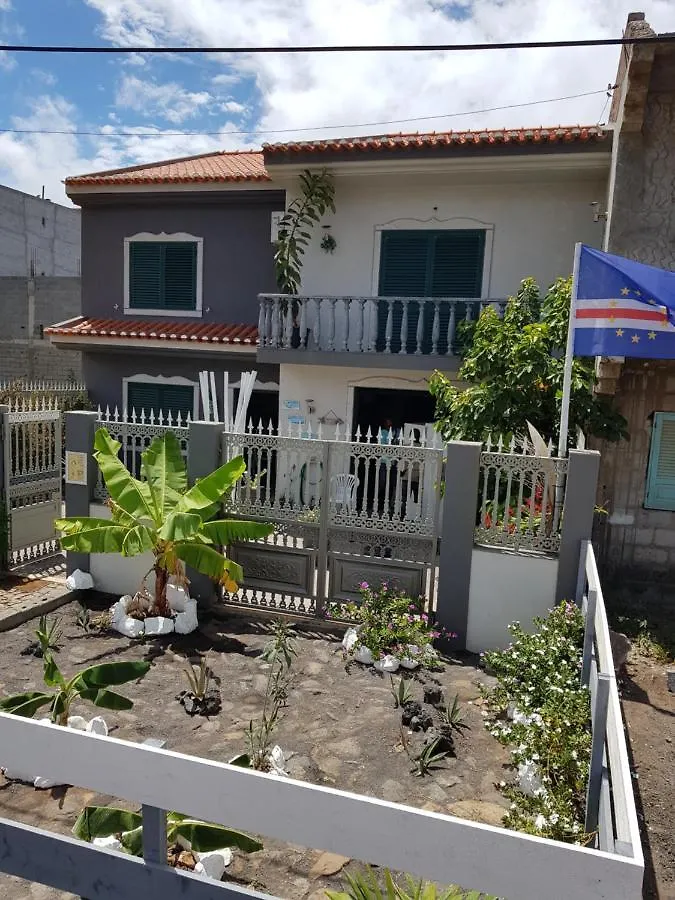 *** Bed & Breakfast B&B 